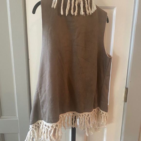 Shabby hippy vest - Picture 5 of 5